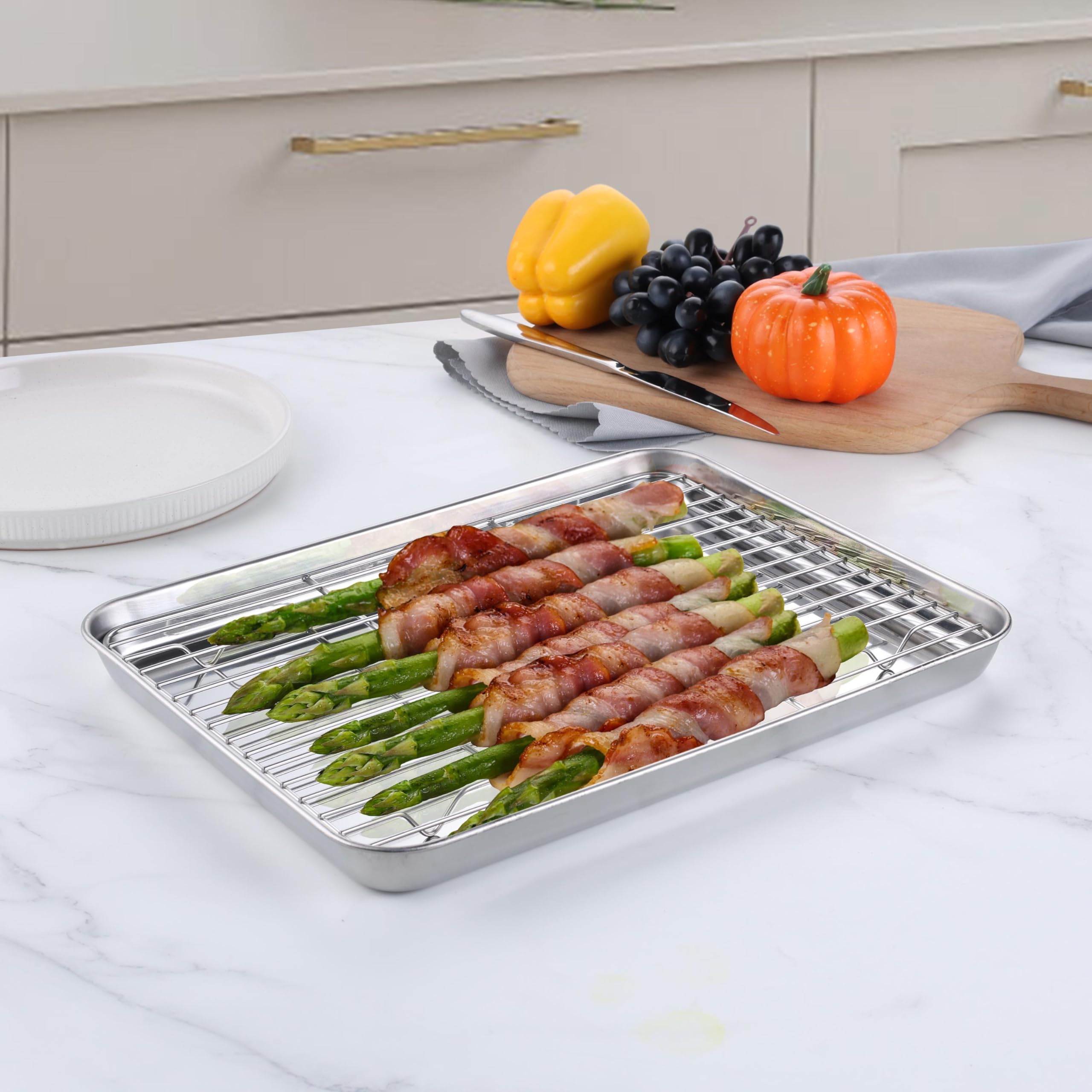 Stainless steel baking tray resists warping for lasting performance.