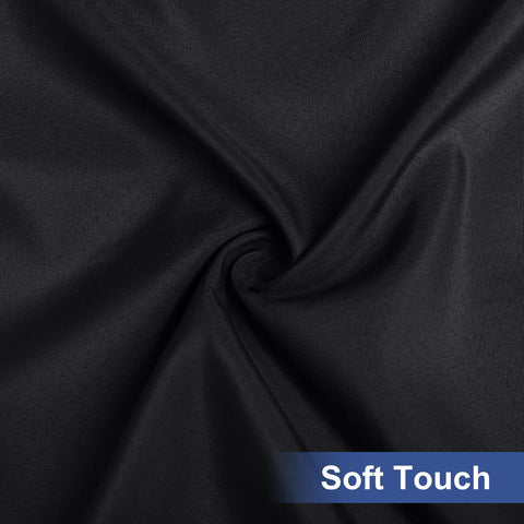 Homing elastic edge design creates a smooth, wrinkle-free appearance on the table.