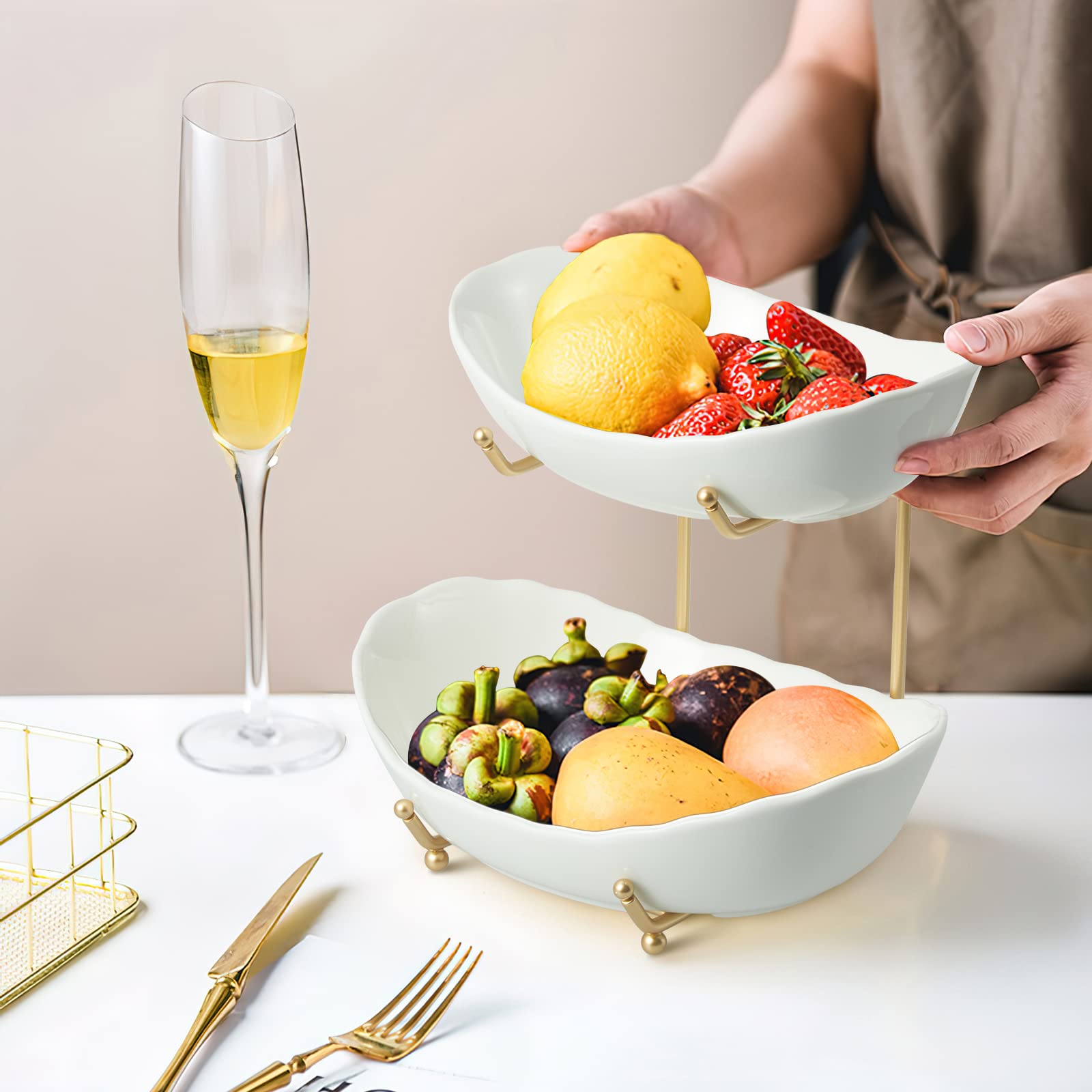HOMKULA ceramic bowls are dishwasher-safe and easy to clean for busy kitchens.