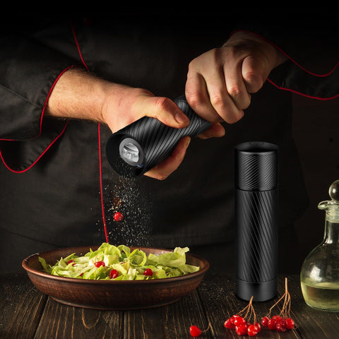 Homnoble pepper grinder in use at restaurant shows efficient seasoning.