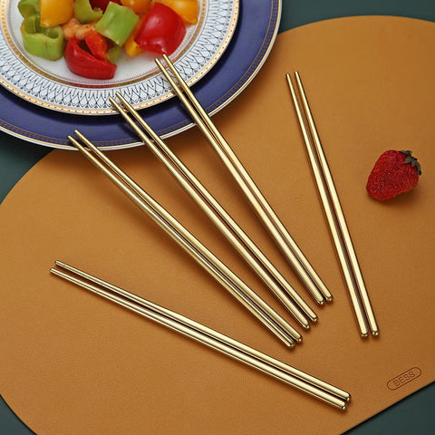 HOMQUEN hollow design keeps chopsticks light for easy handling