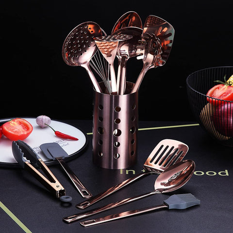 HOMQUEN smooth-edge stainless steel design prevents nicks during daily cooking.