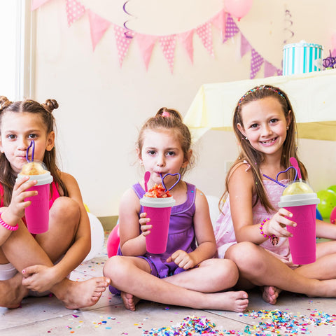 Honbuty Slushie Cup 2-in-1 spoon and straw enables mess-free sipping.