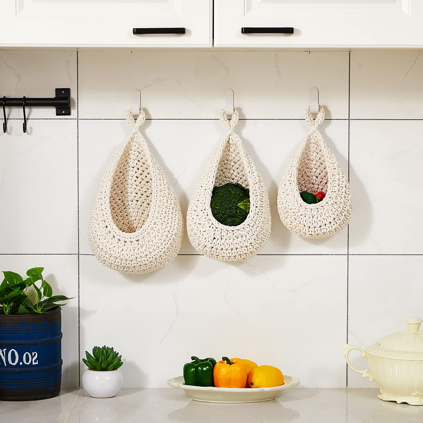 Honeydak vented vegetable basket keeps produce fresh and accessible