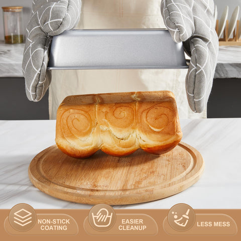 HONGBAKE loaf pan and cake pans showcasing even heat for consistent baking.