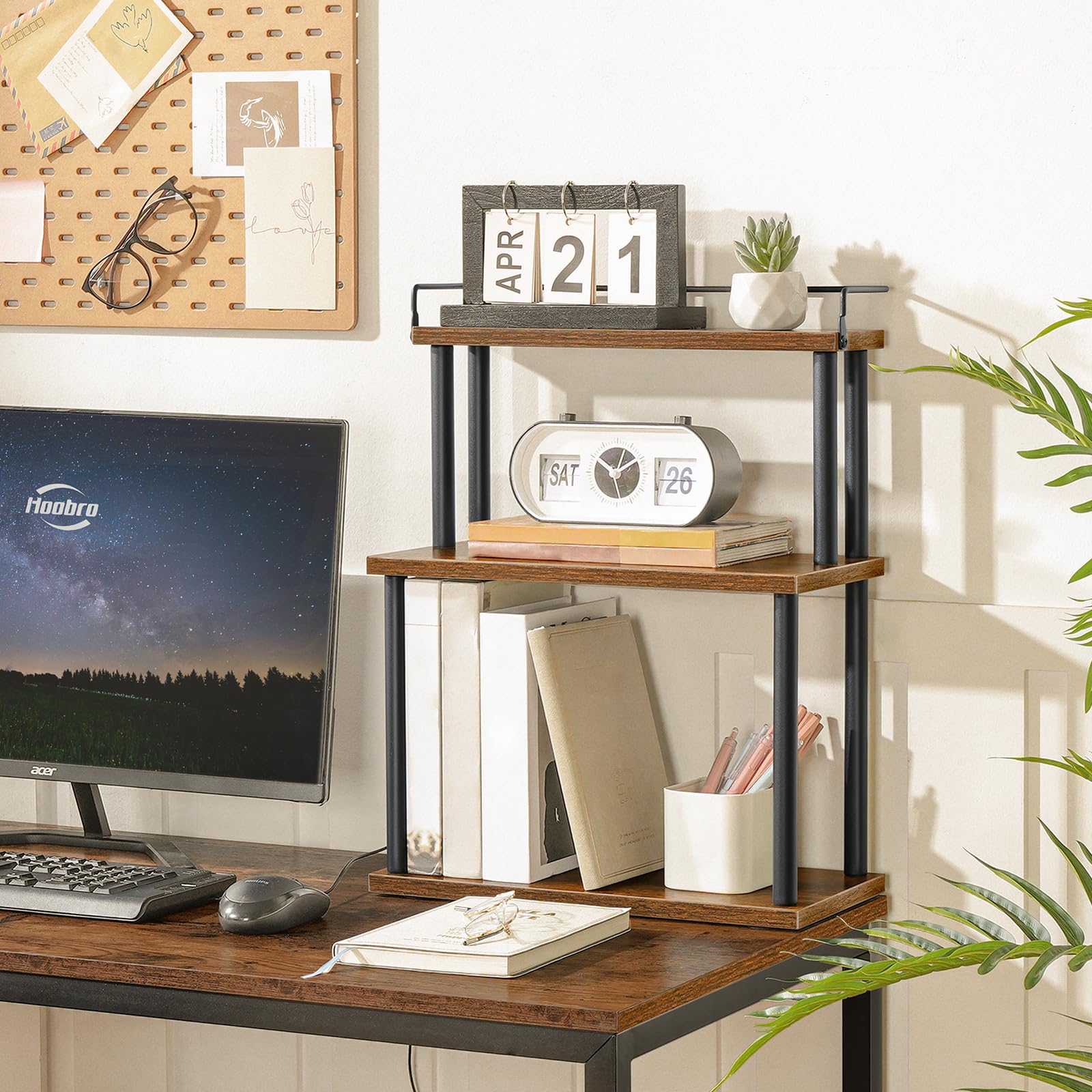 HOOBRO office desk setup with tidy files and stationery within reach.