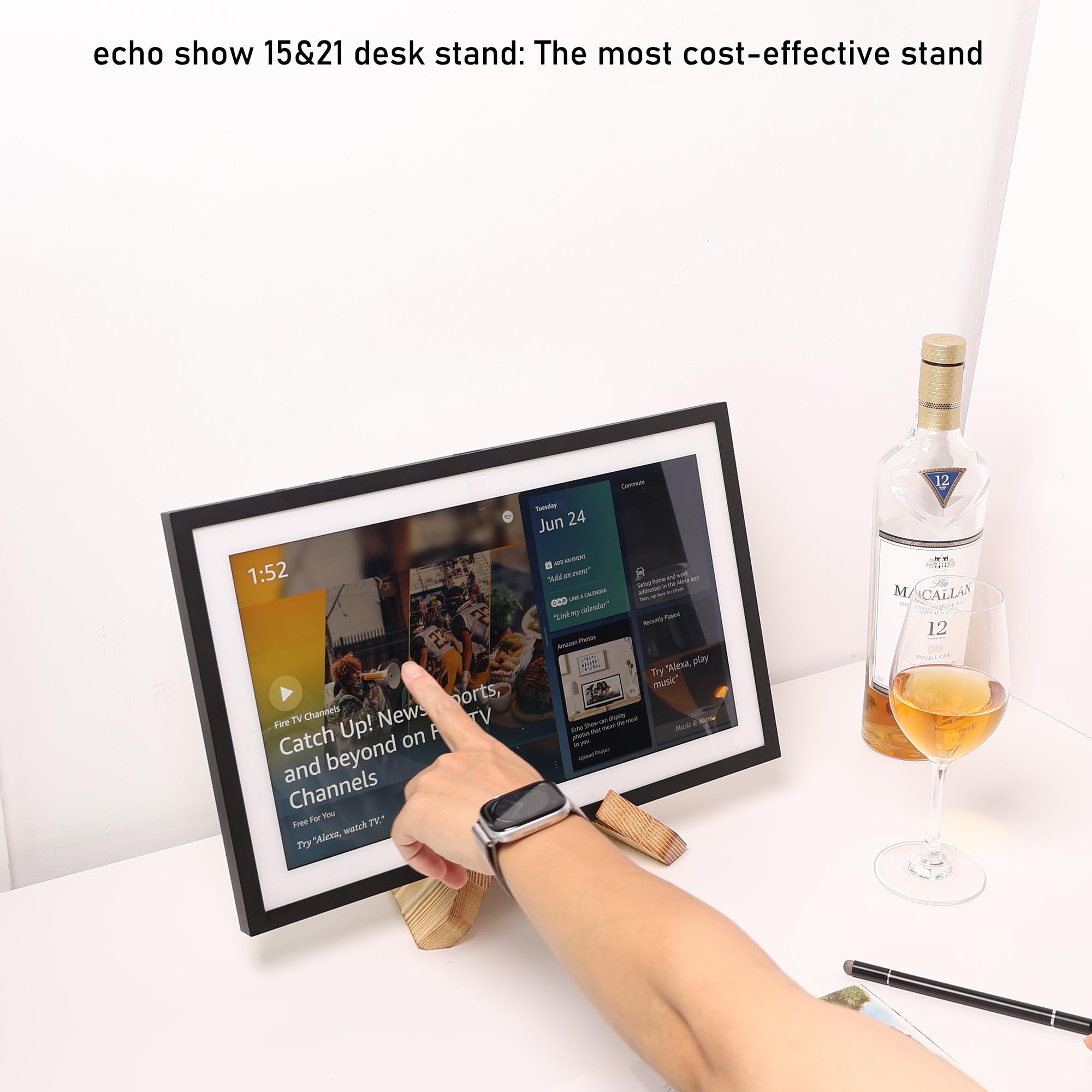 HOOKMEMO pine wood stand showing horizontal and vertical compatibility