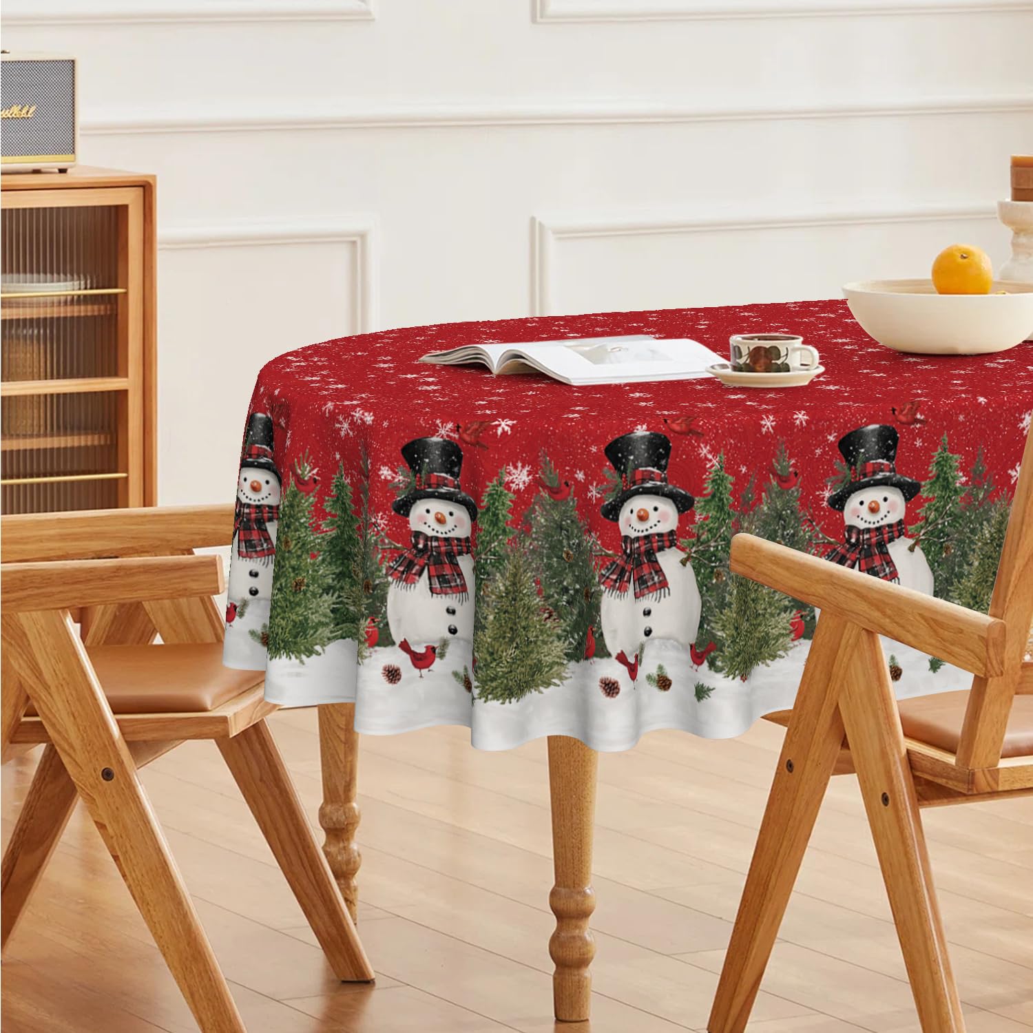 Horaldaily tablecloth is machine washable for easy care after parties.