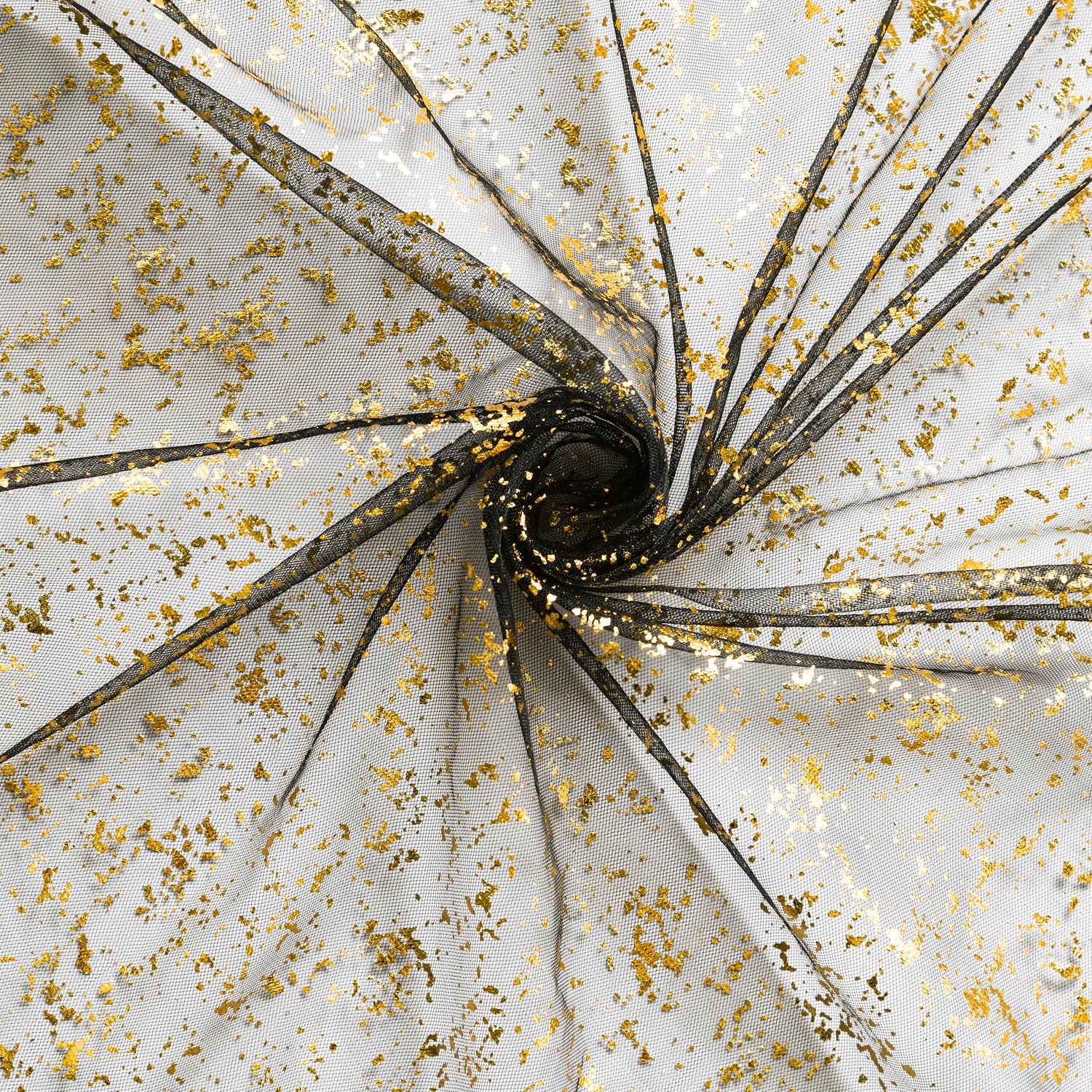 Horaldaily machine-washable tablecloth stays vibrant after washing.