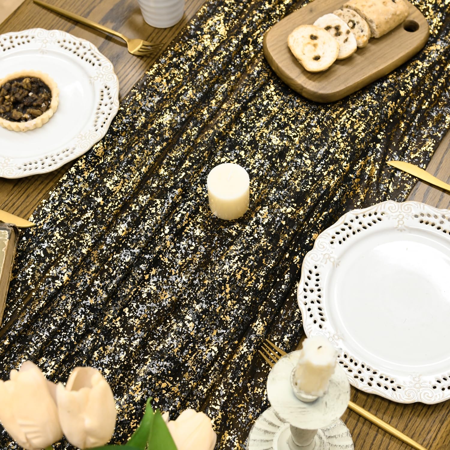 Horaldaily sheer tulle overlay creates a soft, elegant ambiance.