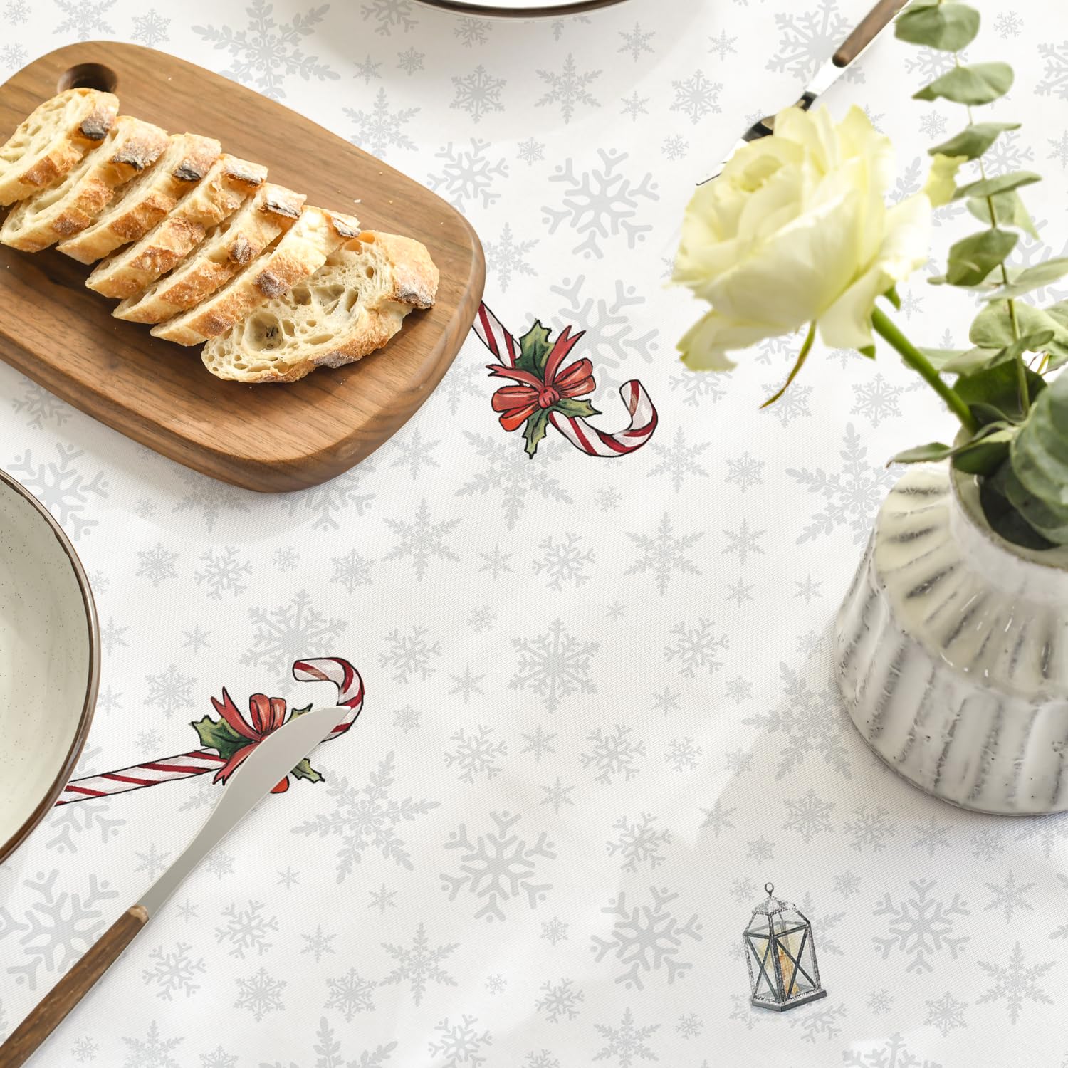 Horaldaily closeup reveals durable stitching and vivid print for lasting decor.
