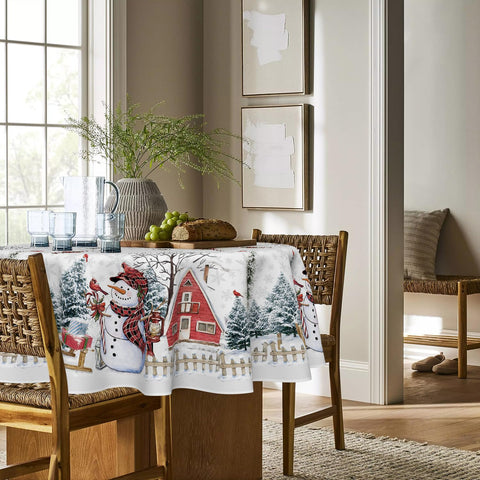 Horaldaily tablecloth on dining table creates a cozy festive ambiance.