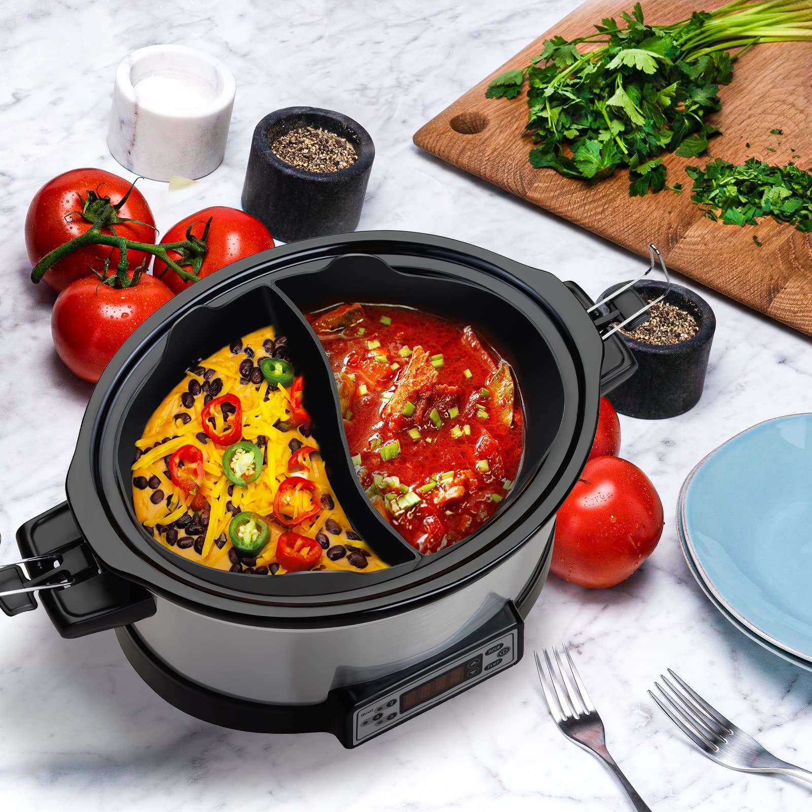 Horuhue heat-resistant silicone liner withstands high temperatures for flexible cooking.