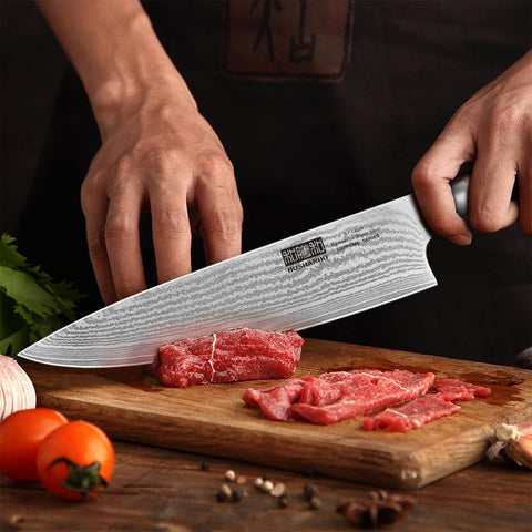Balanced design of HOSHANHO Damascus knives supports controlled, confident prep.