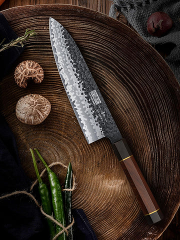 HOSHANHO balanced knife design for smooth handling