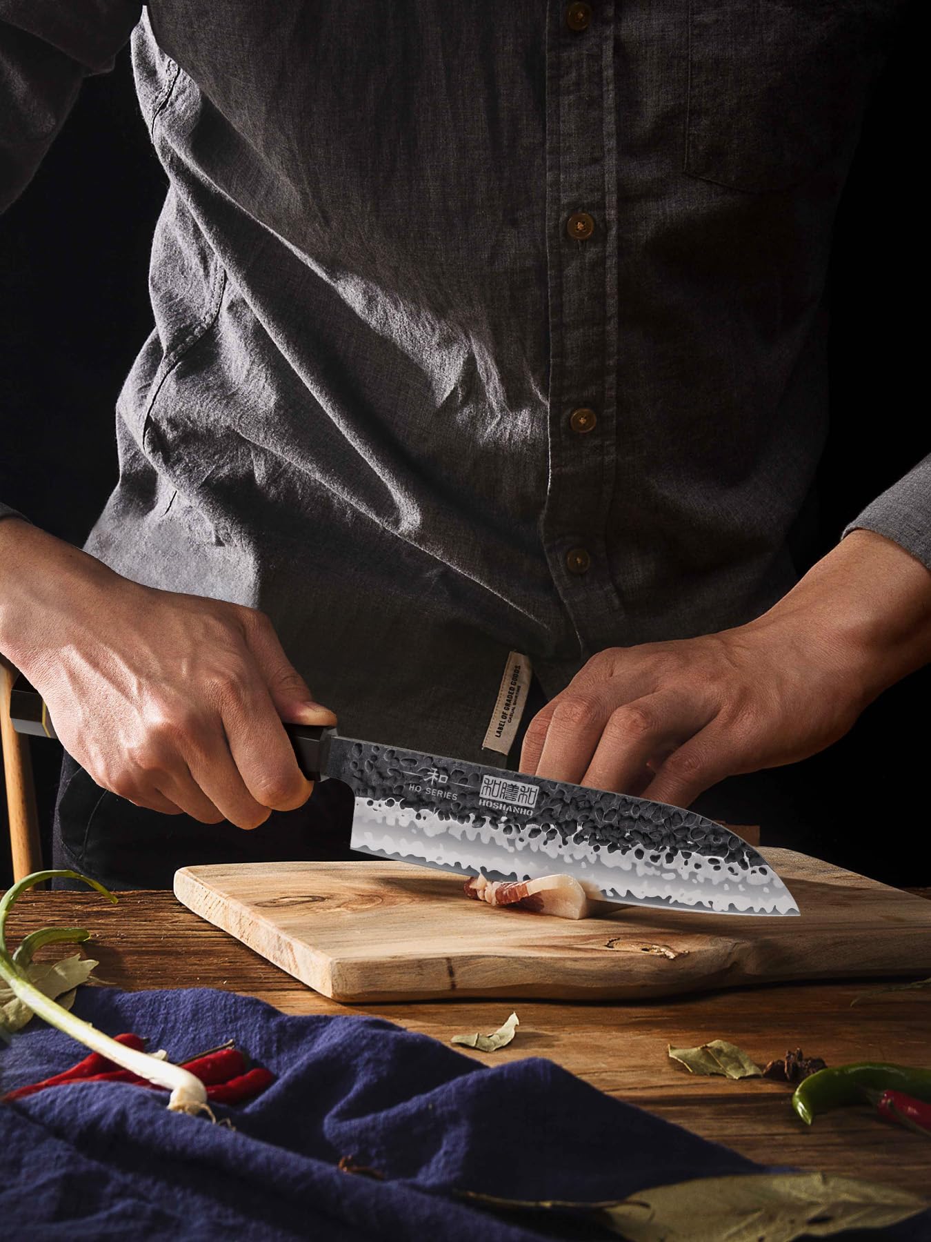 HOSHANHO Chef's Santoku Knife copper wire handle detail.