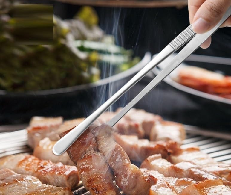 Hotec precision kitchen tweezers for careful plating.