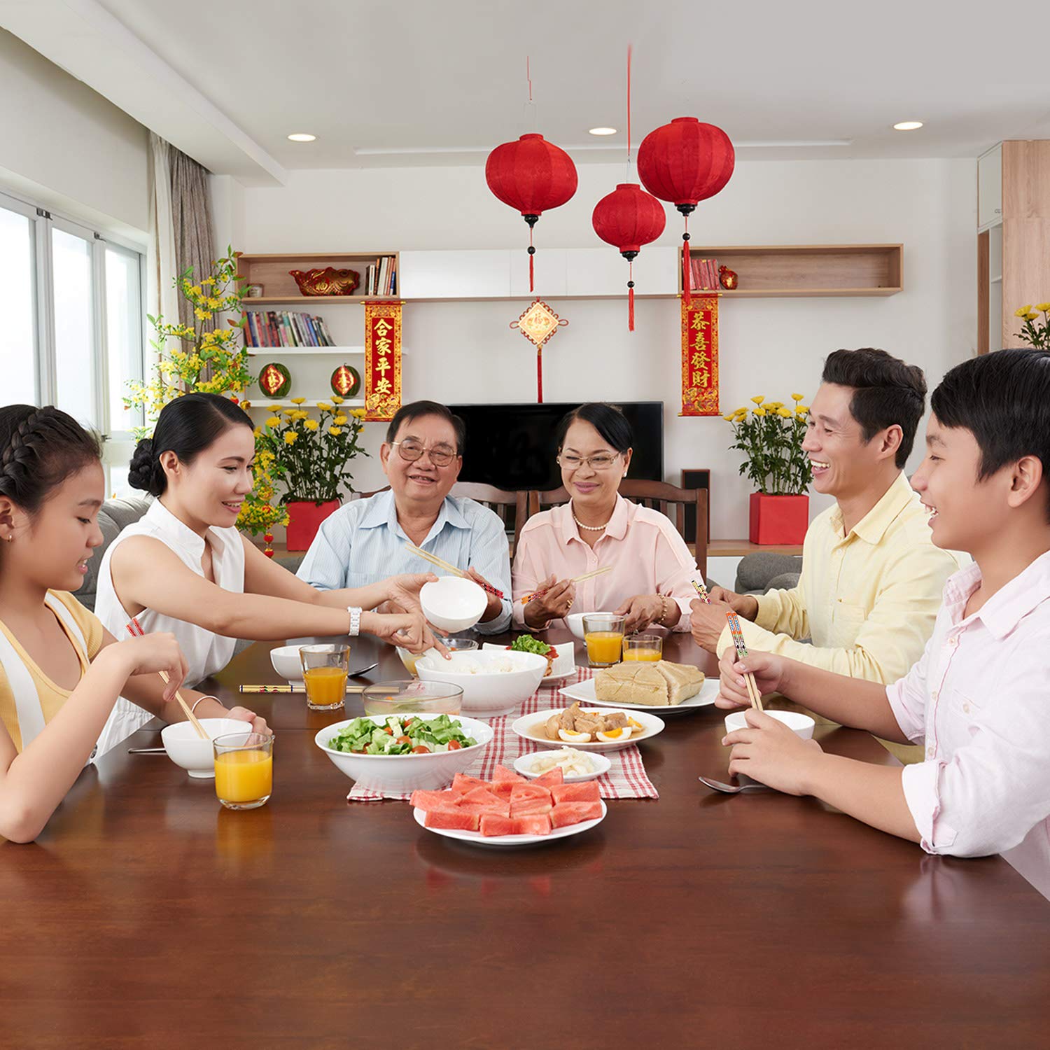 Hotop silk sleeves help trace and identify personal chopsticks