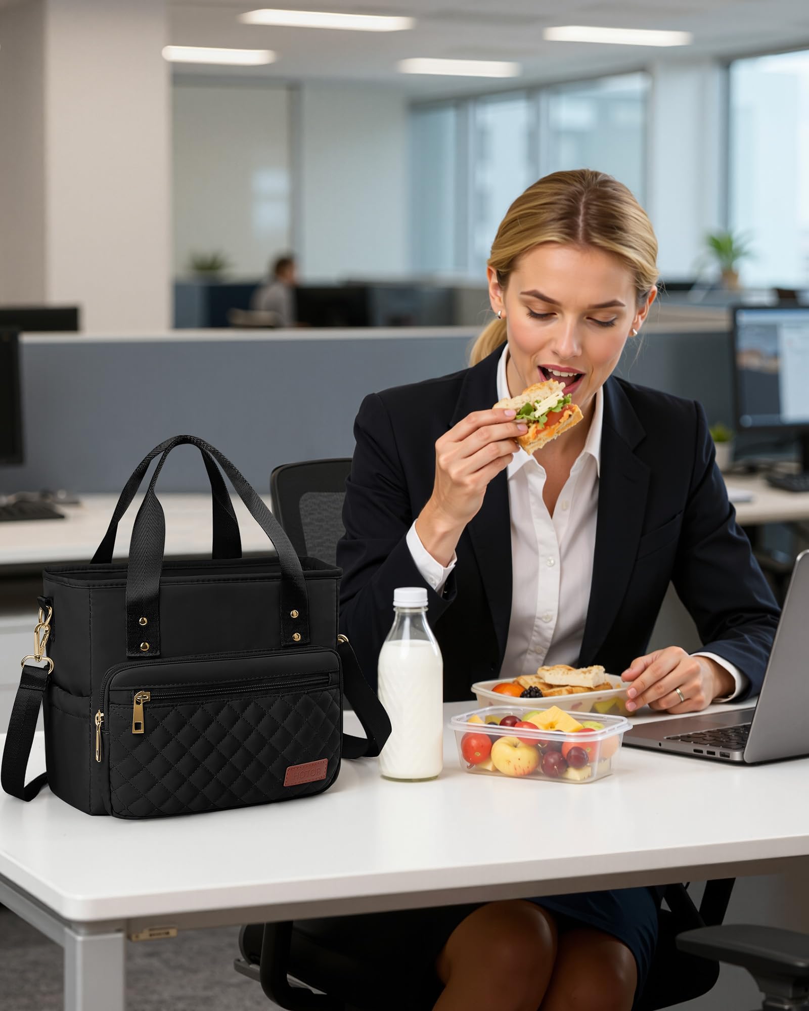 HOTOR lunch box detachable strap enables hands-free carrying.