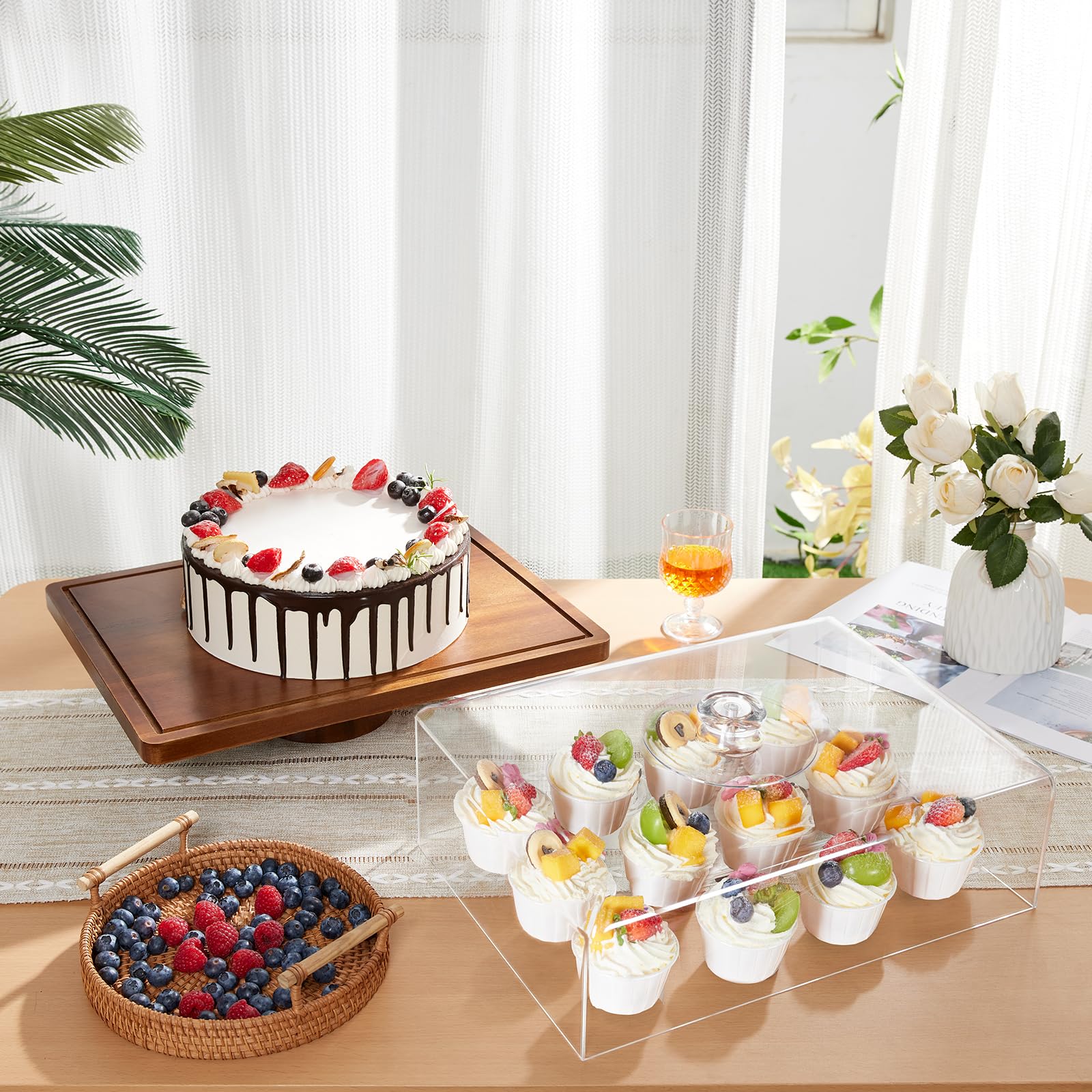 HouseJoy sturdy lid and dome offer easy access and secure storage