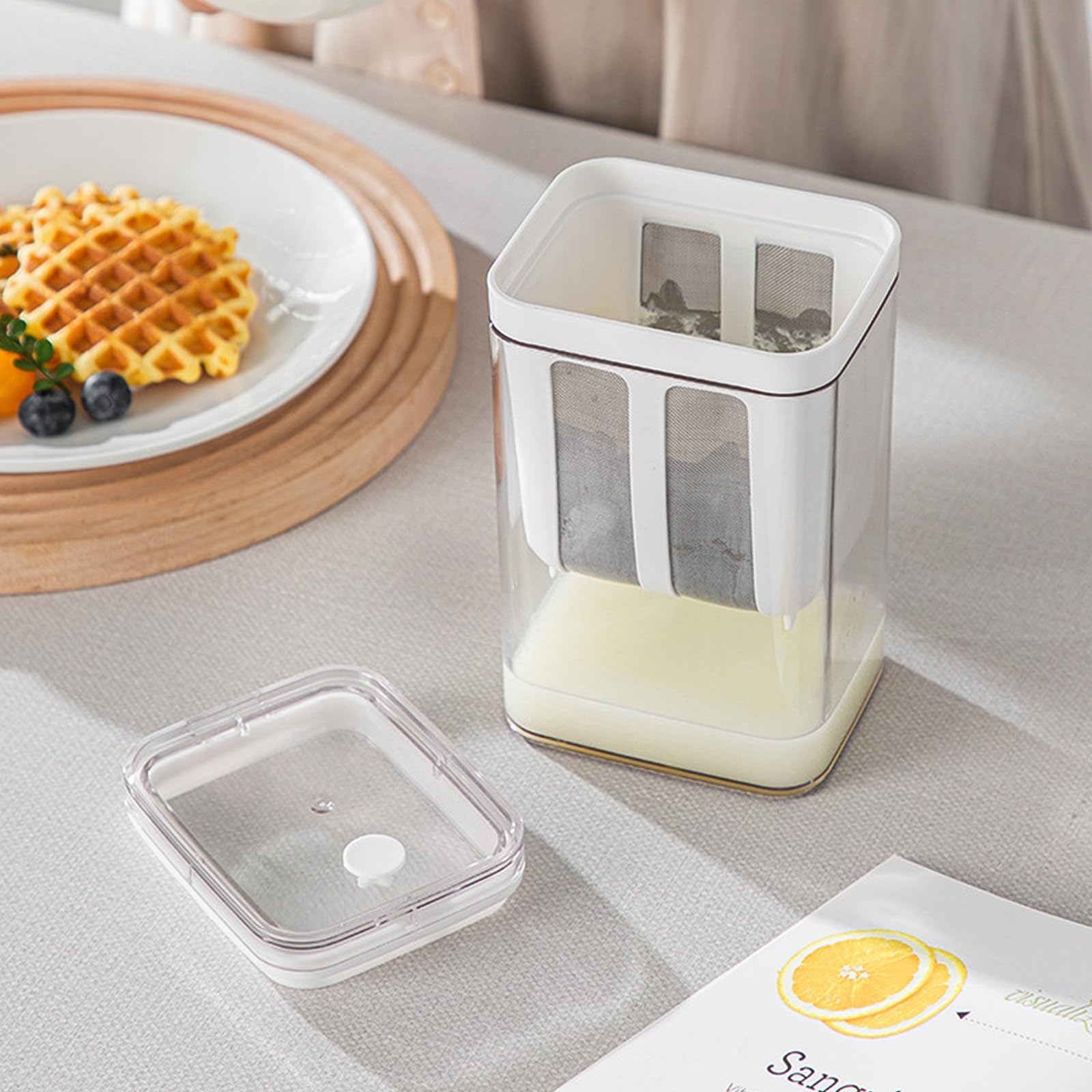 Hoxxu versatile strainer supports yogurt, kefir, juice, and tea.