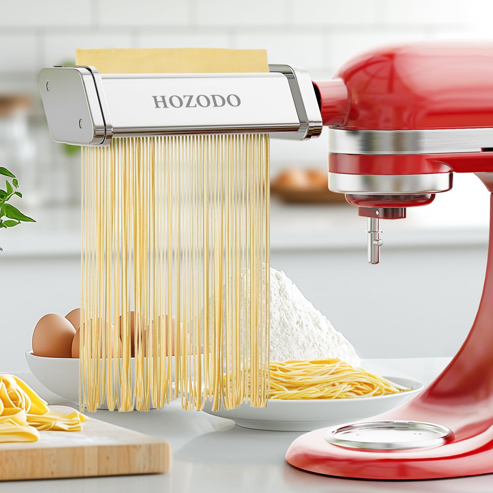 Included cleaning brush makes pasta residue easy to remove after use.