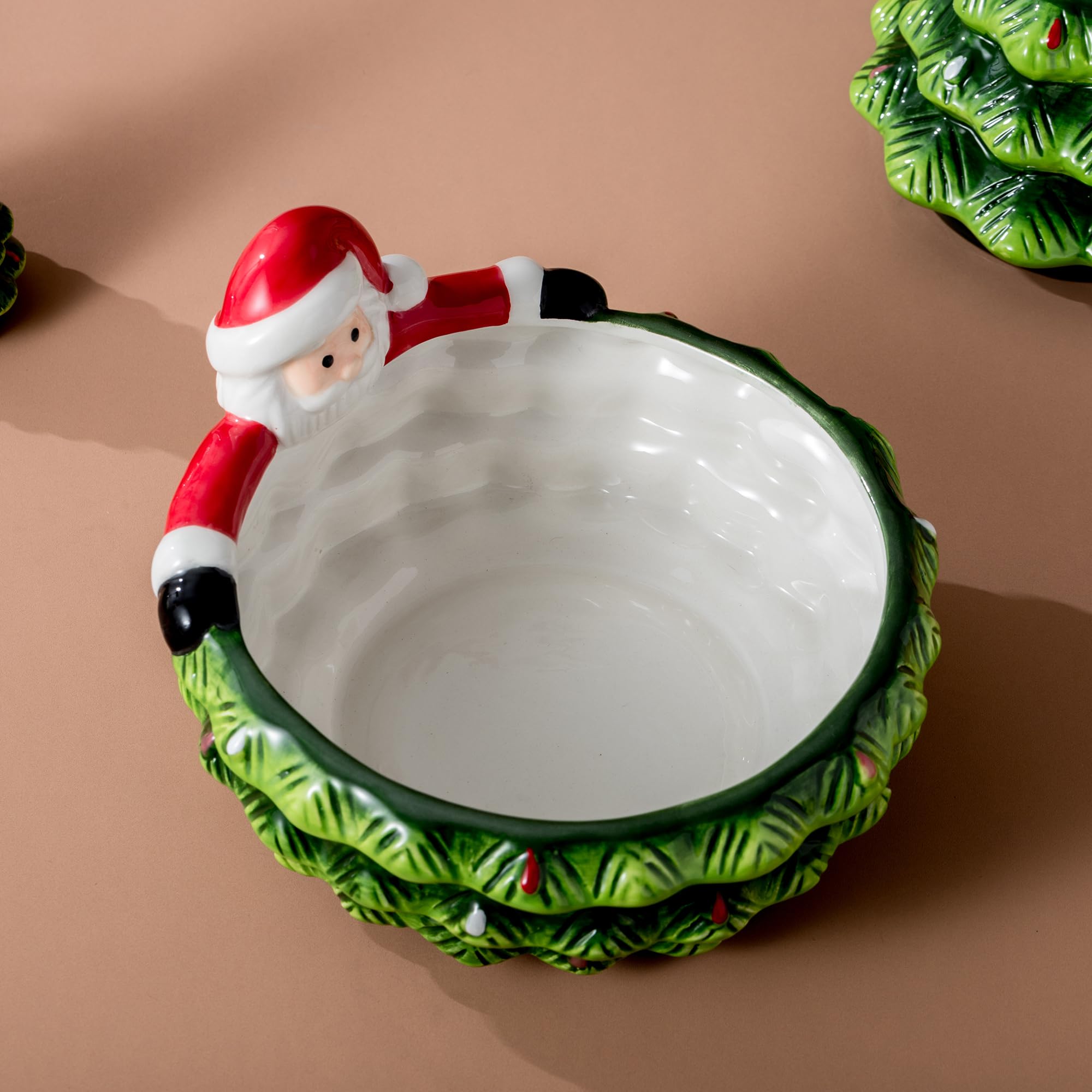 HPYNPES candy bowl top view reveals the festive tree silhouette