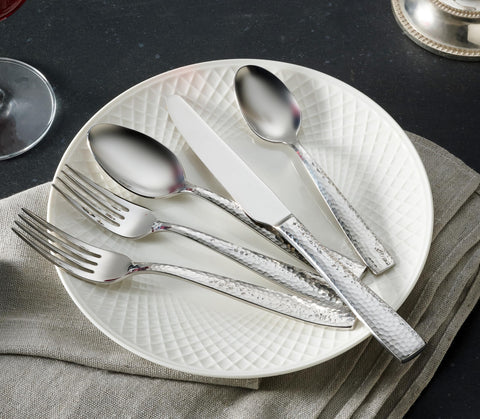 Hudson Essentials 18-10 stainless steel material maintains lasting luster