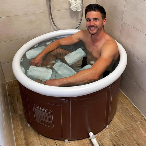 Huiruso ice bath setup with mold in cold tub for soothing sessions