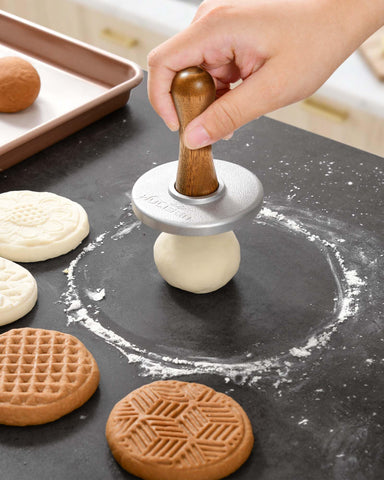 HULISEN cookie stamps snowflakes for festive textured designs