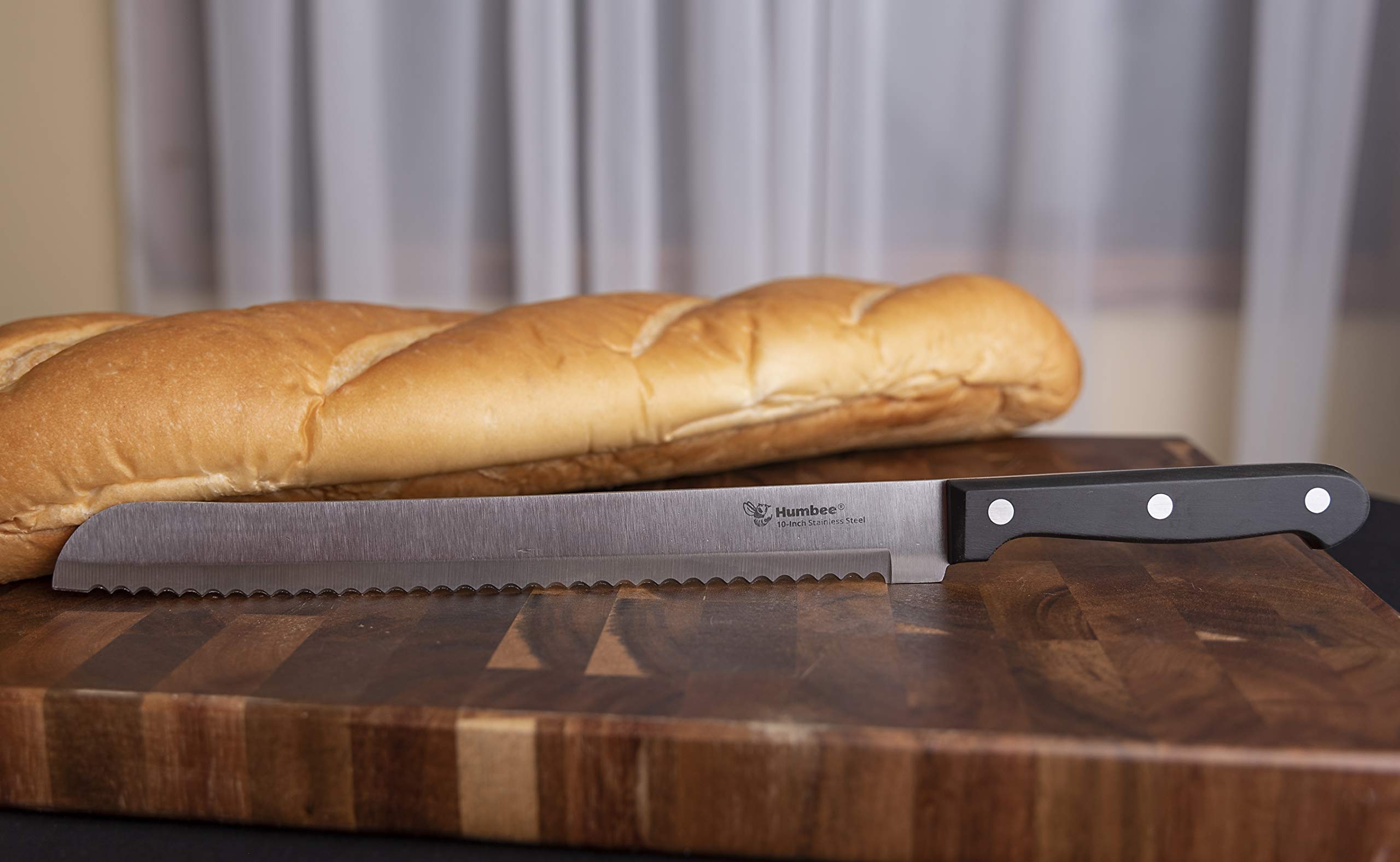 Humbee versatile kitchen tool for a variety of breads.