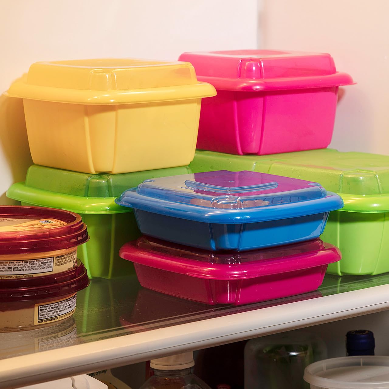 Hutzler Berry Keeper shows dishwasher-safe, BPA-free construction for easy cleaning.