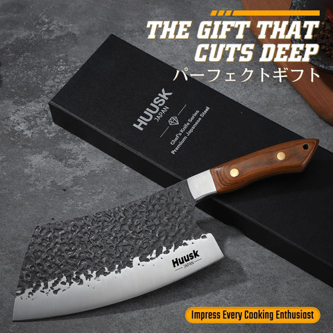 Huusk cleaver hand-forged pattern highlights unique texture and reduced sticking for smoother slices