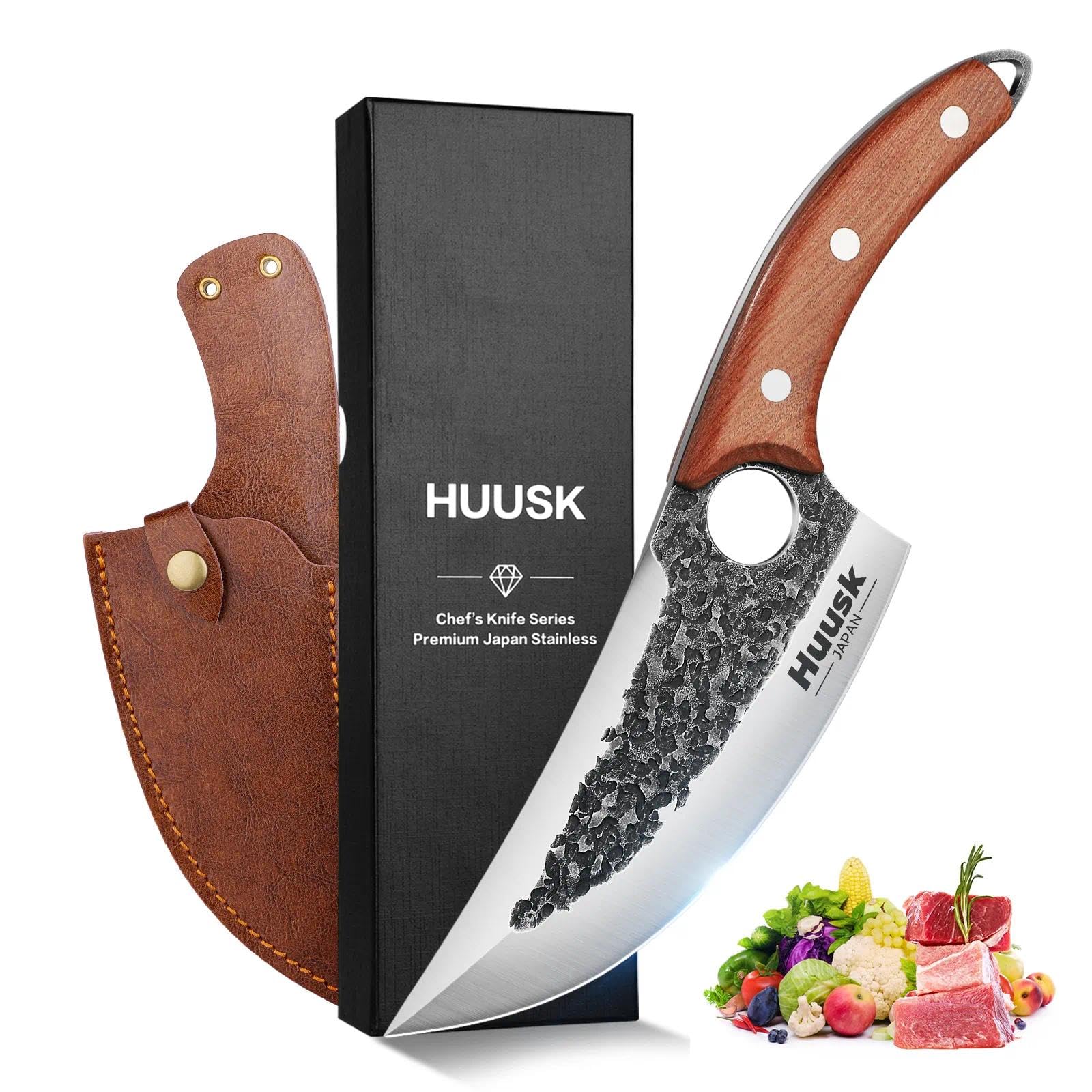 Huusk Viking knife blade close-up showing a sharp edge for precise cuts.