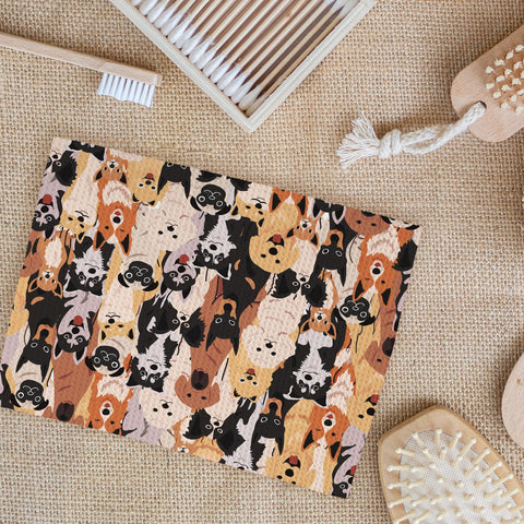 Hxlac Dog Lovers Gift Towel Display offers a thoughtful decor-ready gift.