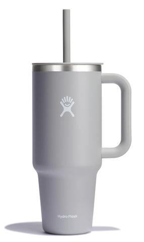 Hydro Flask 40 oz travel tumbler handle provides a secure grip for on-the-go hydration.