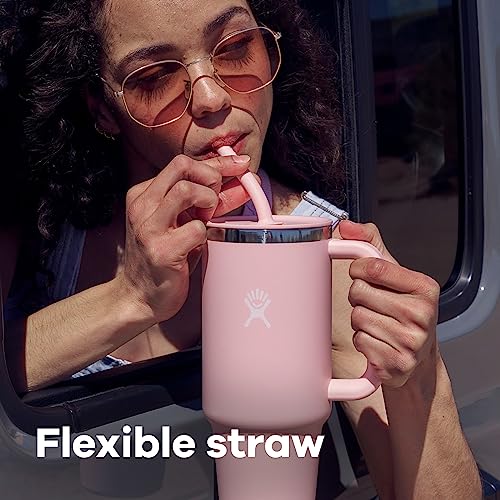 Hydro Flask 40 oz travel tumbler tempshield insulation keeps beverages cold longer.