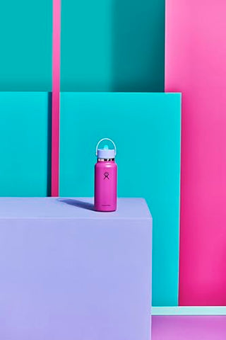 Hydro Flask leakproof cap closed for bag-friendly transport