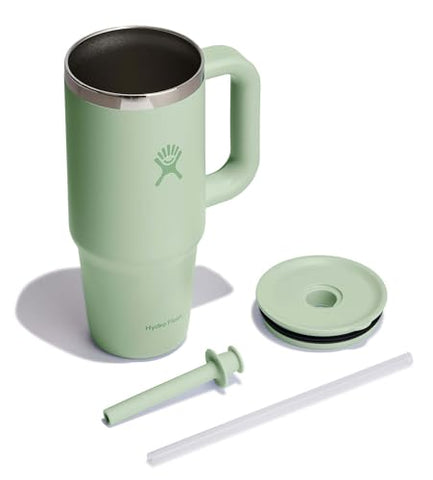 Hydro Flask 24oz aloe green lid and straw ensure spill-free sipping on the go.
