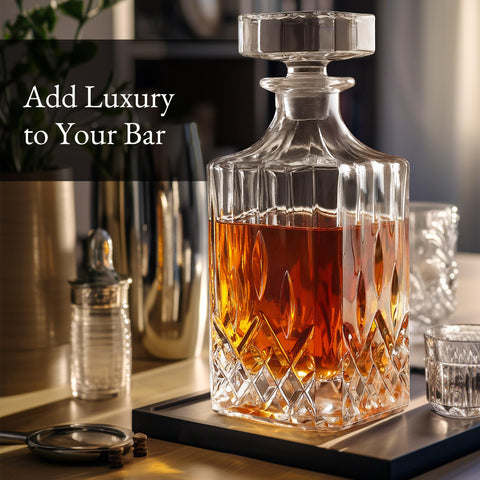 Hydro Gizmos four whiskey glasses and decanter high clarity for refined tasting.
