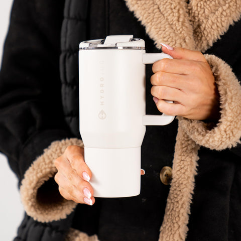 HydroJug Coffee Traveler 20 oz dishwasher-safe and BPA-free for easy cleanup.