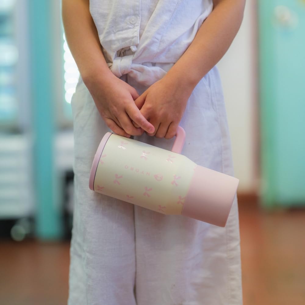 HydroJug Kids 20oz in school setting promotes regular water breaks.