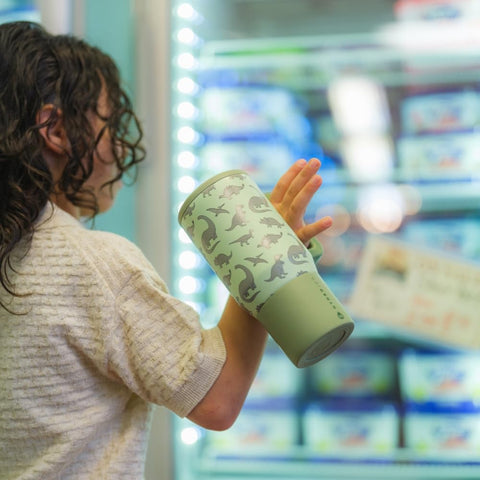 HydroJug Kids triple-wall insulation keeps drinks cold during school and sports.