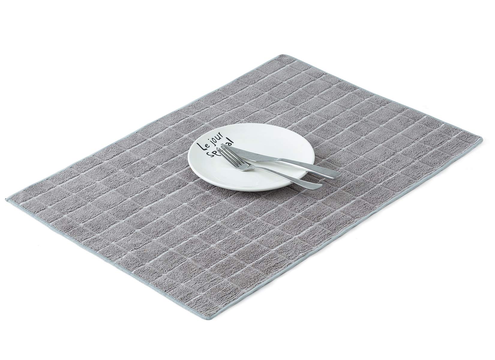HYER KITCHEN soft plush texture enhances comfortable handling in the kitchen.