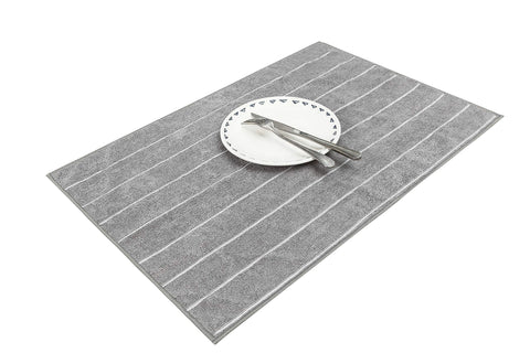 HYER KITCHEN ultra-absorbent microfiber towels capture water quickly for everyday cleanup.