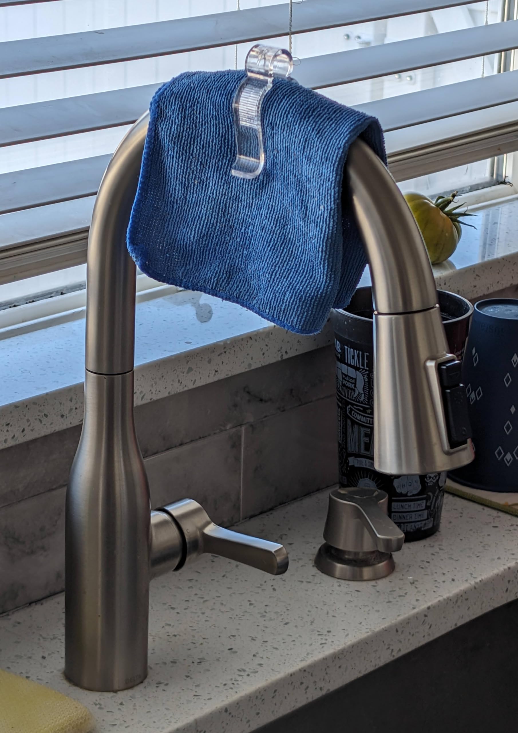 Iba Innovations Towel Clip pack back view shows durable clear polycarbonate body.