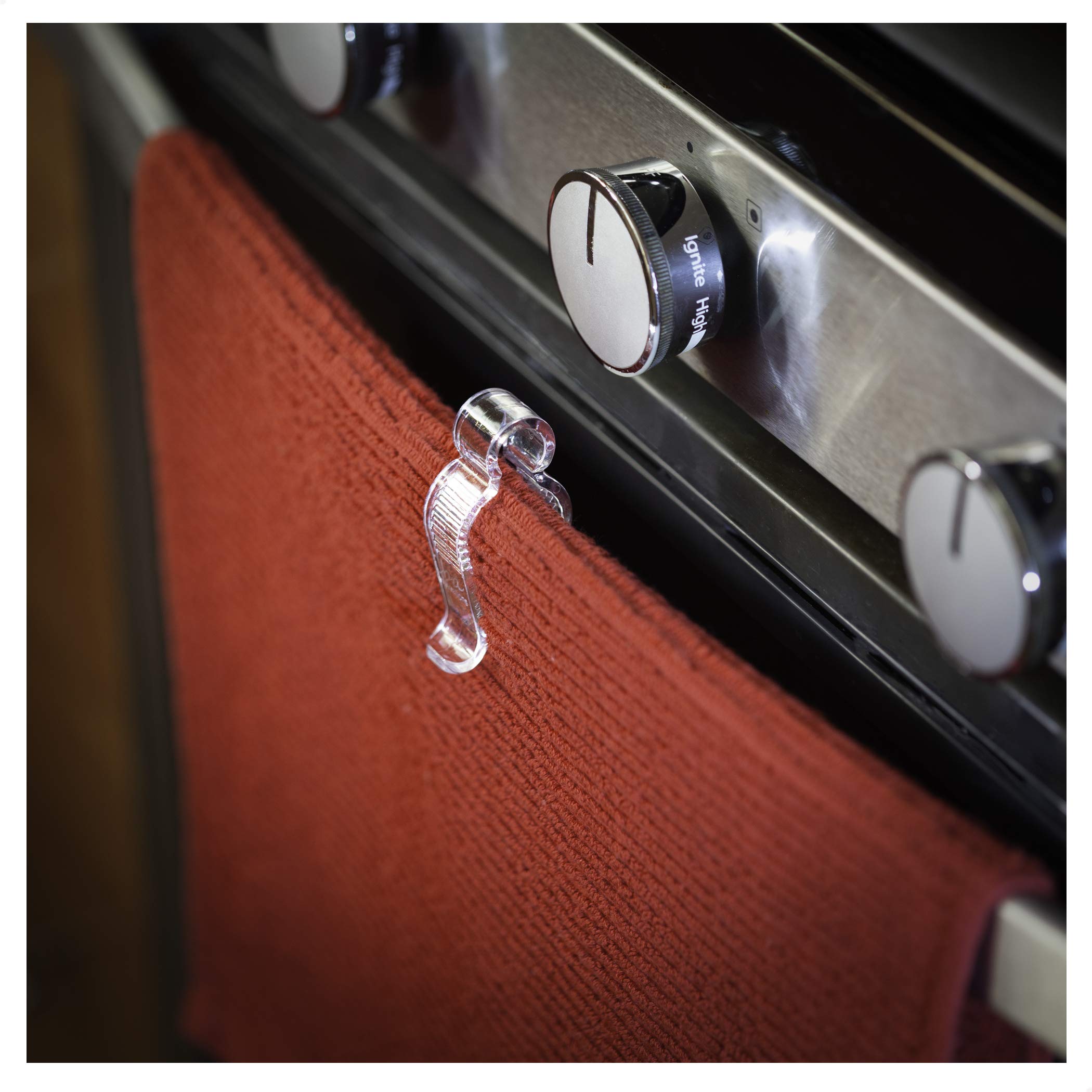 Iba Innovations Towel Clip pack front view keeps towels neatly on the rack.