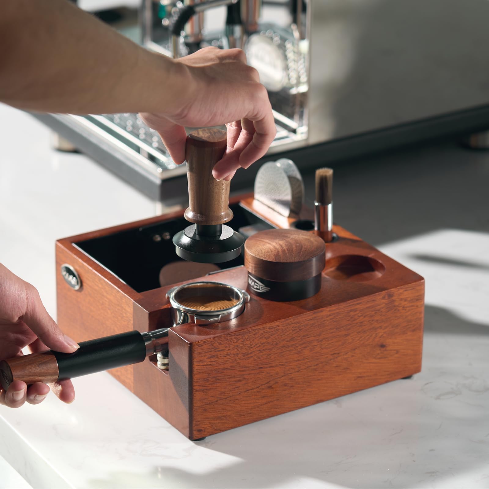 IKAPE V2 knock box with non-slip feet for stable use