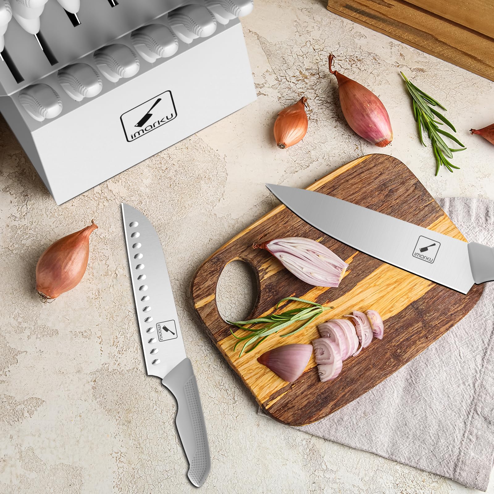 Imarku built-in sharpener block for easy blade maintenance.