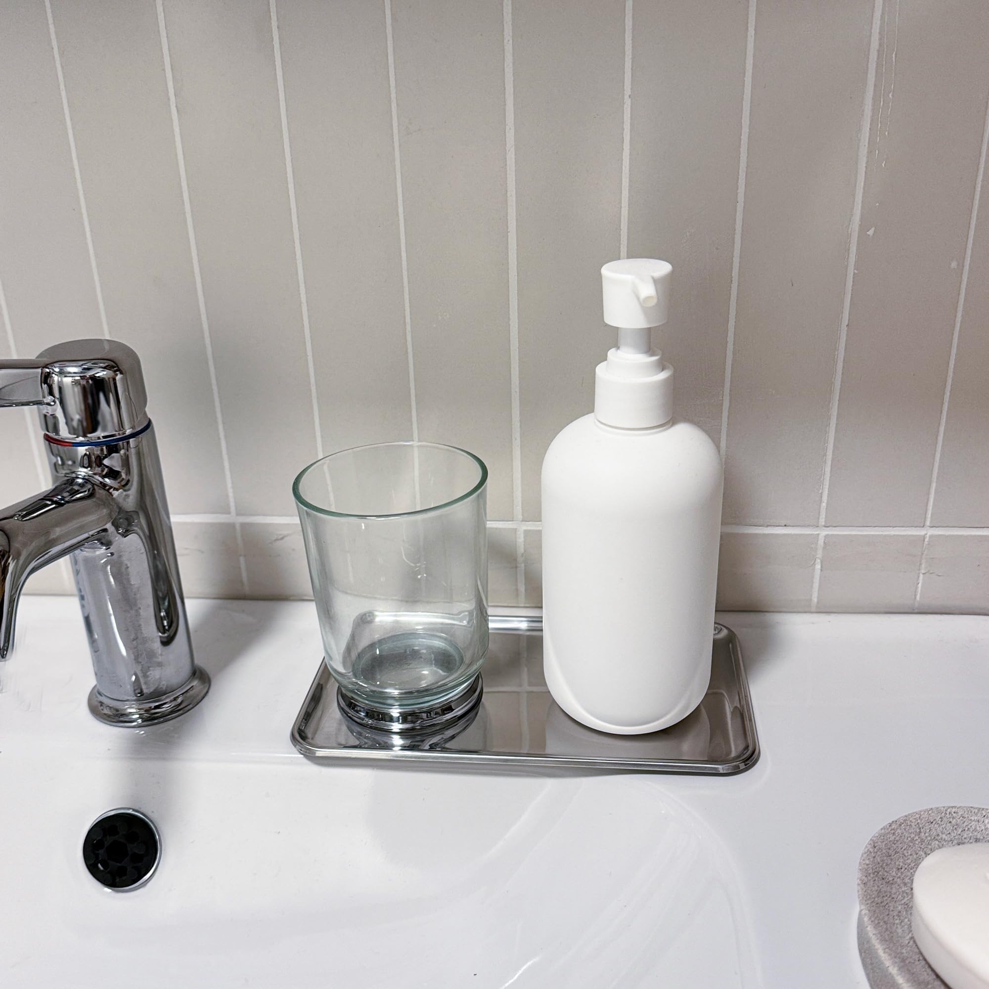 IMEEA small silver tray for perfume display on a dresser, adding refined style.